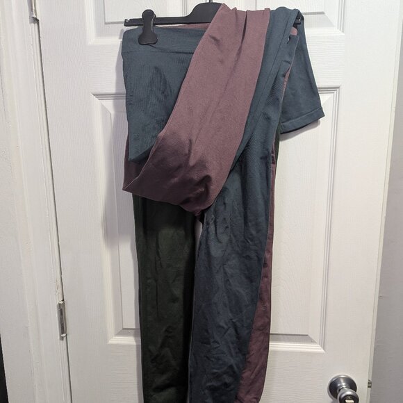 Maternity Leggings (set of 3) - Picture 1 of 11